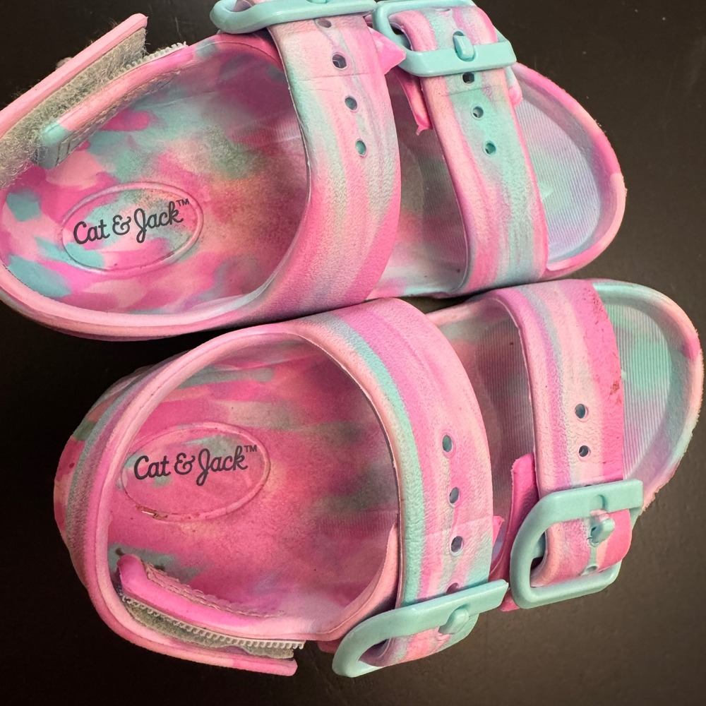 Cat & Jack Kids Sandals Size 6 Pink Blue Tie Dye Adjustable Buckle - Picture 5 of 5